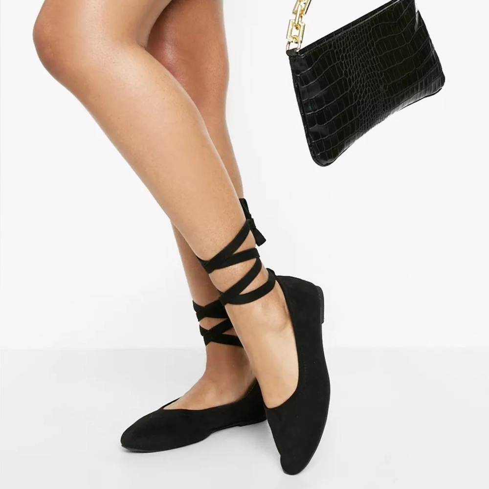 BRAND NEW Mix No. 6 Black Round Toe Ballet Flats with Wrap Around Straps Size 7